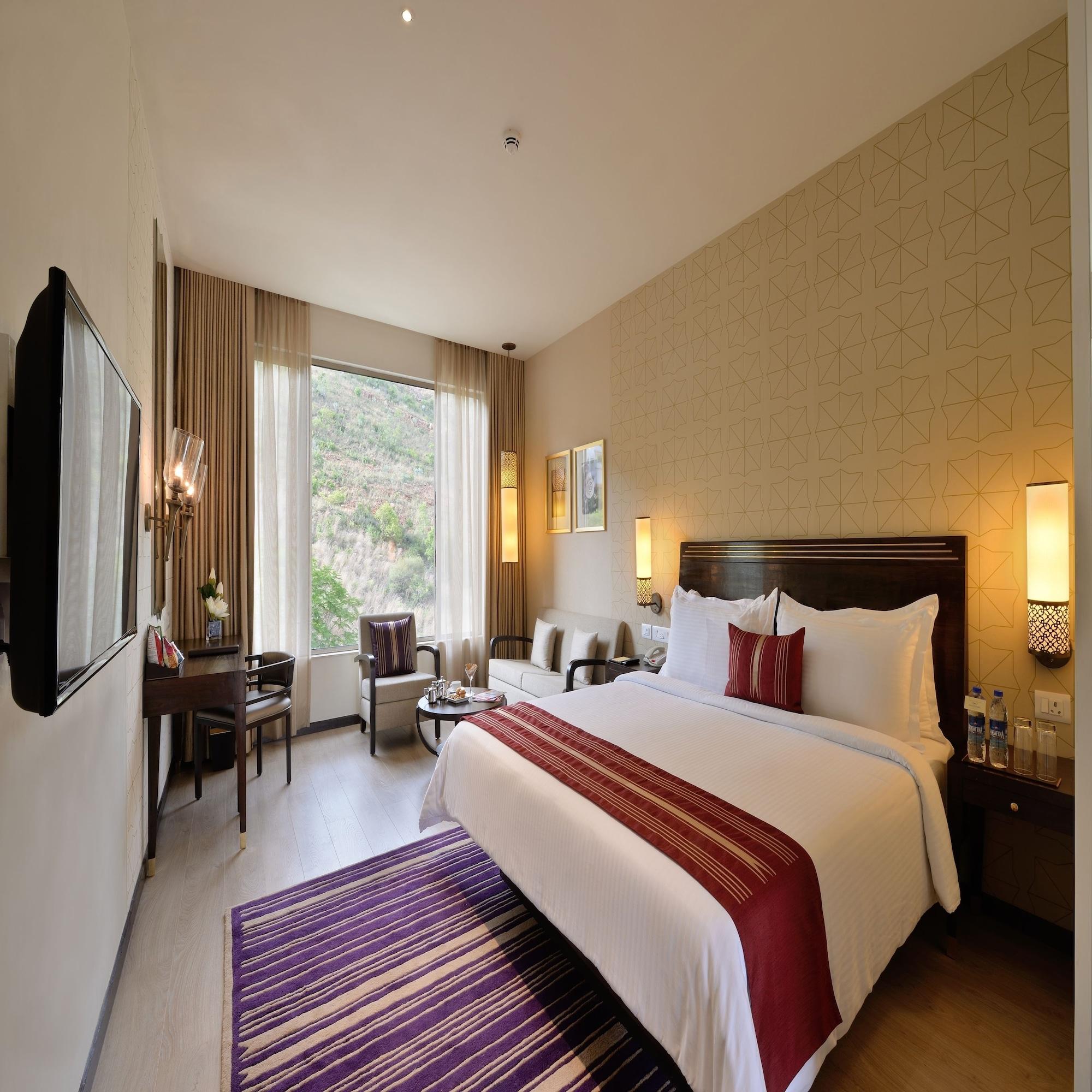Marasa Sarovar Premiere Тирупати Екстериор снимка A room at The Oberoi Rishikesh